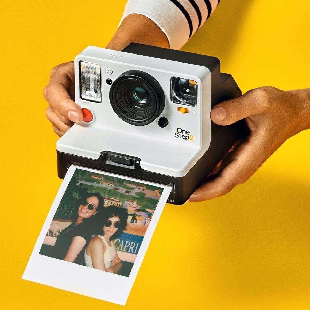 00B88Ab570275Fe46982C34D1840F657 Polaroid &Lt;Ul&Gt; &Lt;Li&Gt;Original Polaroid Format - Easy To Use - 60-Day Battery Life - Powerful Flash - Self-Timer Mode&Lt;/Li&Gt; &Lt;Li&Gt;Bluetooth-Connected App: Full Manual Control - Double Exposure - Light Painting - Noise Trigger - And More!&Lt;/Li&Gt; &Lt;Li&Gt;Standard &Amp; Portrait Lenses: You Can Switch Between Two Different Lenses. One For Portraits So You Can Take A Photo From 1Ft To 3Ft. The Second Is The Standard Lens: Photos From 3Ft To Infinity.&Lt;/Li&Gt; &Lt;Li&Gt;Available For Ios And Android&Lt;/Li&Gt; &Lt;Li&Gt;Compatible With I-Type And 600 Films.tripod Mounting Thread:1/4 Inch-20 Female&Lt;/Li&Gt; &Lt;/Ul&Gt; Polaroid Originals Onestep+ - White