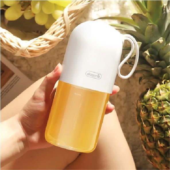 Asdwqeqqw 04 Xiaomi &Lt;H1 Class=&Quot;Textdesctitle&Quot;&Gt;Deerma Dem - Nu11 Portable Mini Juice Blender - White&Lt;/H1&Gt; Imagine That You Are Planning A 2-Week Trip, And You Wanna Have Fresh Own-Making Juice Every Day. But Your Juicer Is Too Heavy And Too Big. You Can Not Put It In Your Luggage. Well, No More Worry Thanks To This Deerma Dem - Nu11 Mini Capsule Portable Juicer. With A Compact Size And Powerful Function, It Is A Perfect Choice For You! Deerma Dem - Nu11 Portable Mini Juice Blender - White