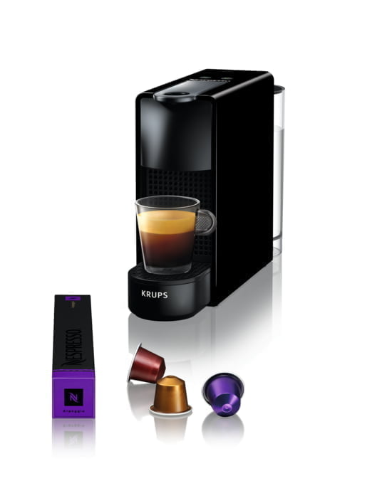 Coffee نيسبريسو &Lt;H1&Gt;Nespresso By Krups Essenza Mini Xn110899 آلة صنع القهوة - أسود (تشمل 14 كبسولة)&Lt;/H1&Gt;
&Lt;Span Class=&Quot;Subtitle&Quot;&Gt;اكتشف أصغر آلة نسبريسو&Lt;/Span&Gt;
&Lt;Div Class=&Quot;Product-Short-Description&Quot;&Gt;
&Lt;Div Class=&Quot;Product-Content-Short-Description Hide&Quot;&Gt; مع Essenza Mini صغير الحجم للغاية ، يمكنك الوصول الكامل إلى عالم قهوة Nespresso. اختر من بين مجموعتنا الكاملة من Grands Crus واستمتع بالنعومة والثراء الذي يناسبك. استمتع بـ Espresso و Lungo بالطريقة التي تريدها بفضل زرين قابلين للبرمجة. احصل على قهوتك المفضلة على الفور بفضل سهولة استخدام Essenza Mini ووقت التسخين السريع. &Lt;/Div&Gt;
&Lt;/Div&Gt; Nespresso By Krups Essenza Mini Xn110899 آلة صنع القهوة - أسود (تشمل 14 كبسولة)