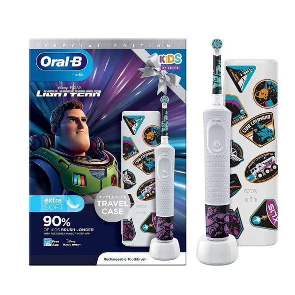 Oral-B Kids Electric Toothbrush, 1 Toothbrush Head, Travel Case, x4 Disney Lightyear 2 Stickers