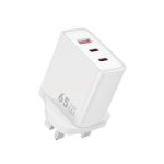 WiWU WI-G005 Essential Pro 65W شاحن GaN ومنافذ USB وType-C - أبيض