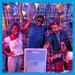 طابعة صور ملونة HP Sprocket Photobooth 3×4 بشاشة لمس LED